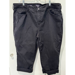 Women's NYDJ Black Marilyn Straight Lift Tuck Capris Plus Size 18W